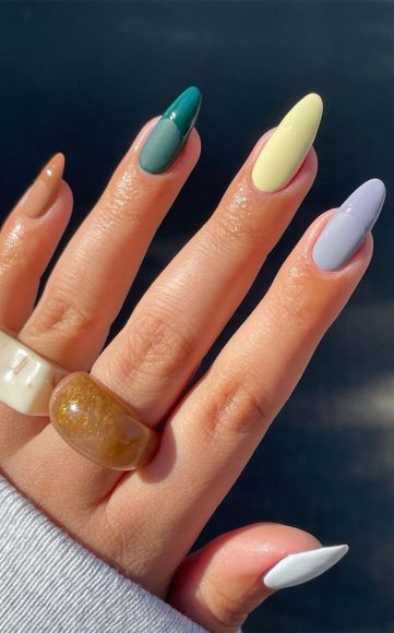 25 Nail Trends 2022 That Will Make You Want To Wear : Mix Texture Nails