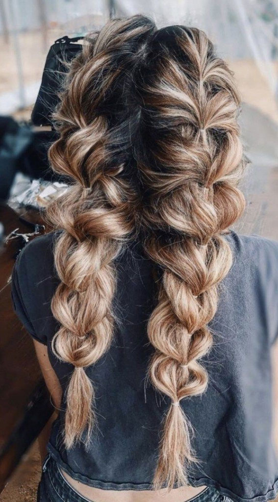 35 Cute and Cool Hairstyles for Teenage Girl : Pull Through Bubble