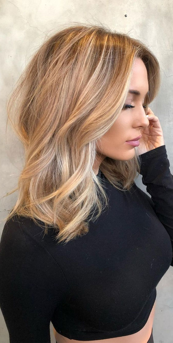 30 Medium Length Haircuts 2022 For All Face Shapes : Blonde Warm Tones