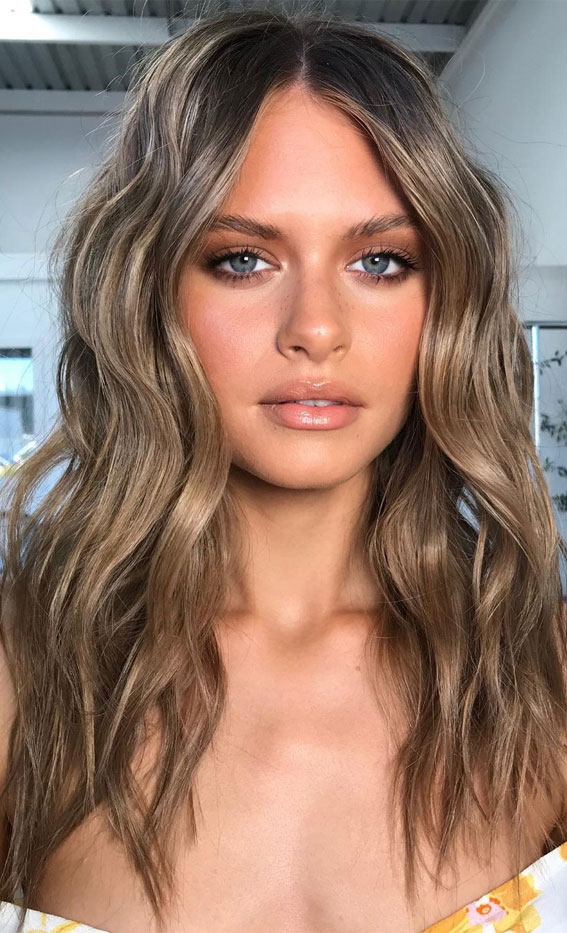 Dark Blonde Ombre Lob with Messy Straight Beach Texture and Long Side Swept  Bangs - The Latest Hairstyles for Men and Women (2020) - Hairstyleology
