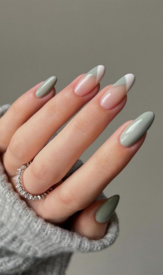 35 Almond Nails For A Cute Spring Update : Sage and White Chevrons