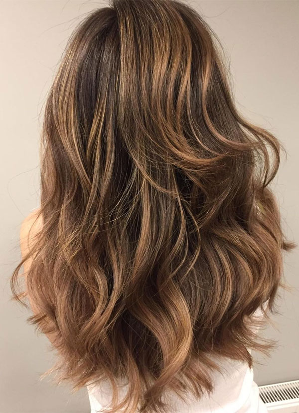 32 Beautiful Golden Brown Hair Color Ideas : Layered Hair with Golden Brown