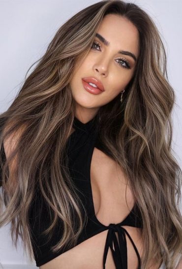 50 Stylish Brown Hair Colors And Styles For 2022 Cool Brown With Dark Ash Blonde 