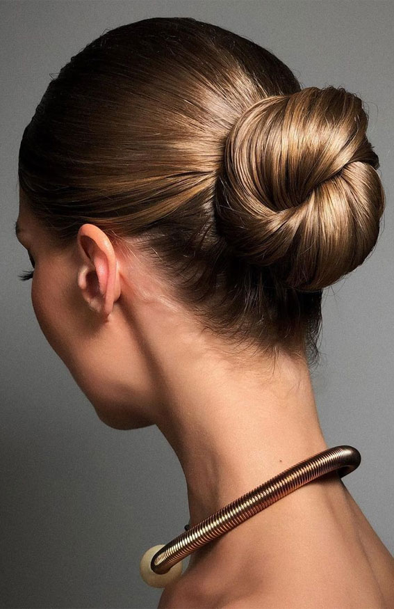 50 Best Updo Hairstyles For Trendy Looks in 2022 : Sleek Knot Updo Hairstyle