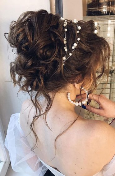 50 Best Updo Hairstyles For Trendy Looks in 2022 : Messy Updo for Brunette