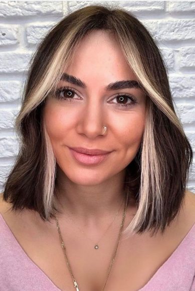 50 Long Bobs And Bob Haircuts To Shake Up Your Look Middle Part Lob Blonde Face Lights 8101