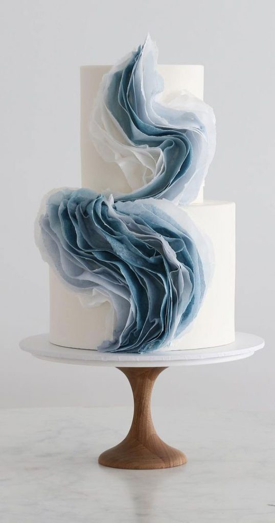 40 Cute Minimalist Cake Designs for Any Celebration : Ocean Blue ...