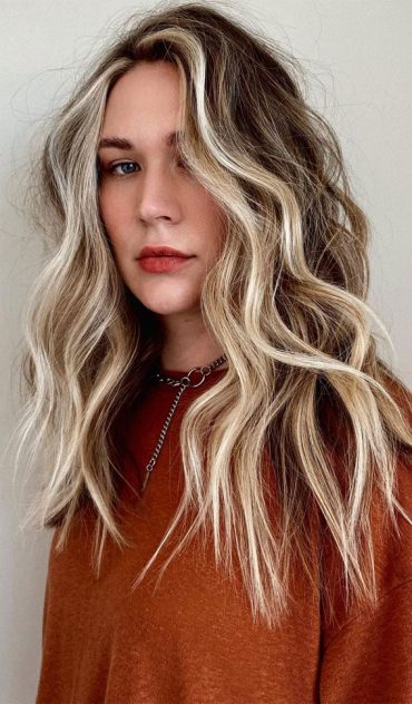 40 Cute Money Piece Hair Highlights : High Contrast Blonde