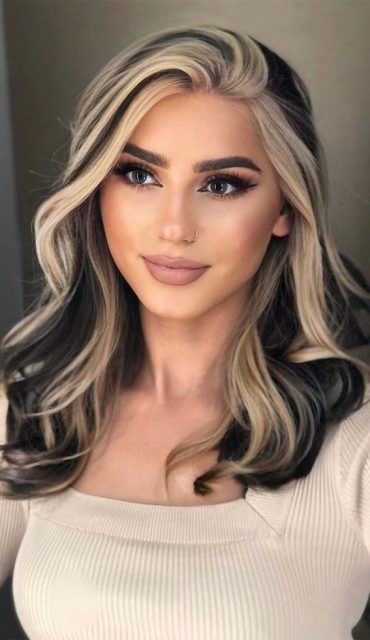 40 Cute Money Piece Hair Highlights Medium Length Dark Hair With Blonde 