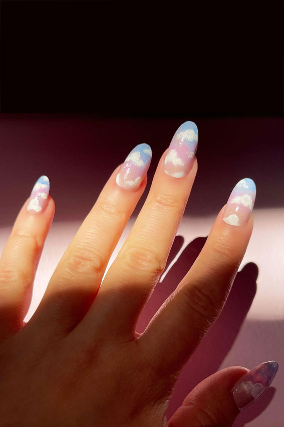 The 40 Cutest Nail Art Designs For All Age : Dreamy Fluffy Cloud Nails