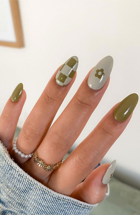 30 Best Spring Nail Ideas For 2022 : Check & Flower Green Nails