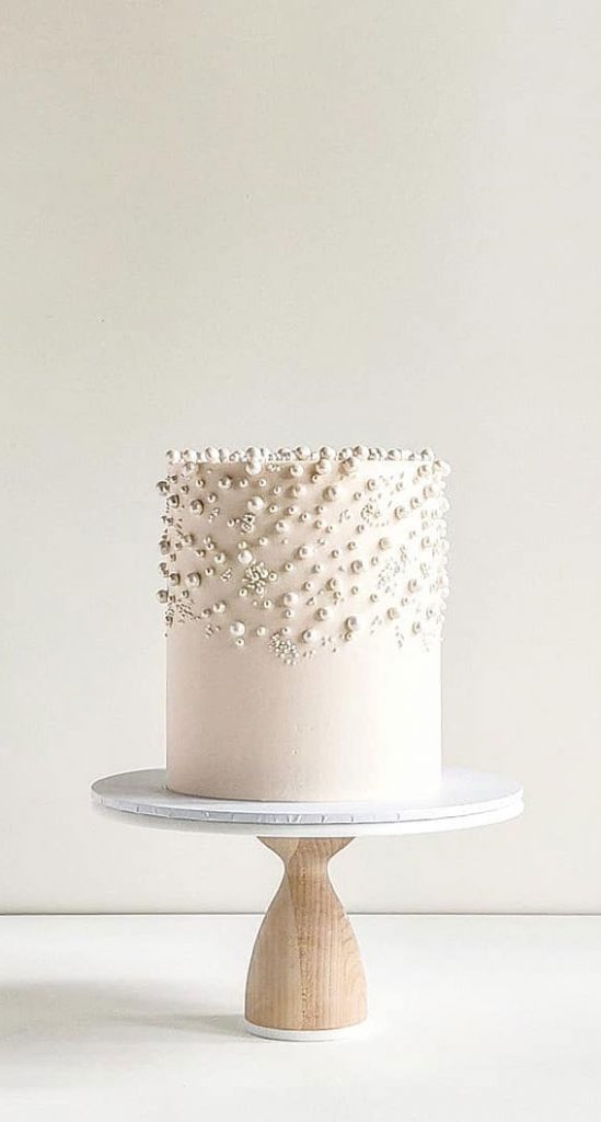 50 Best Birthday Cake Ideas in 2022 : Elegant Pearl Cake