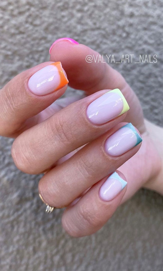 29 Pretty, Simple & Modern French Tip Nails : Pastel French Tips