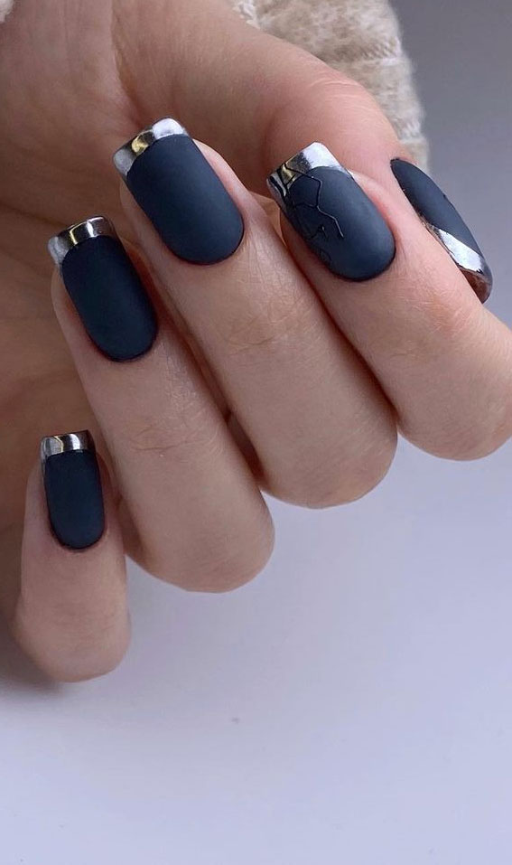 29 Pretty, Simple & Modern French Tip Nails : Silver Tip Matte Black Nails