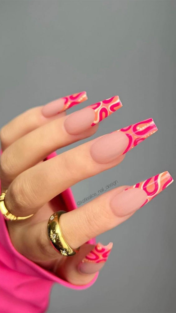 35 Fresh & Colourful Spring Nail Designs : Abstract Pink Tip Nails