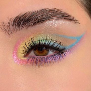 Cute Makeup Looks To Recreate Pastel Rainbow