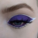 47 Cute Makeup Looks to Recreate : Soft Lilac + Shimmery Graphic Line