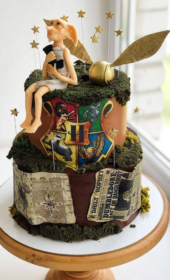 33 Best Harry Potter Cakes in 2022 : Two-Tier Cake Topped With Dobby