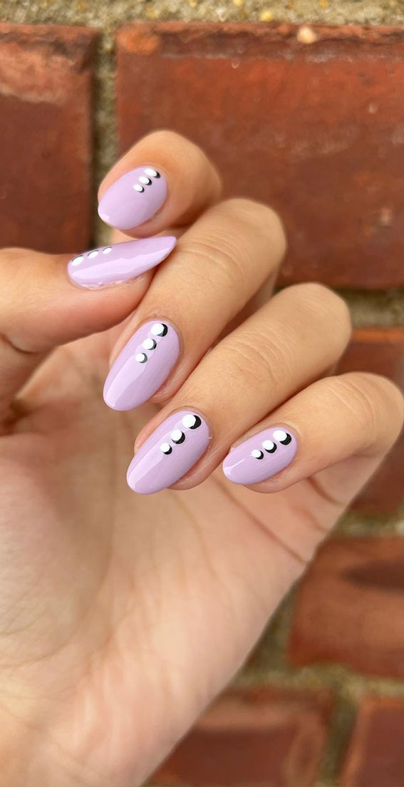 40 Awesome Nail Ideas You Should Try : Black and White Dot Nails