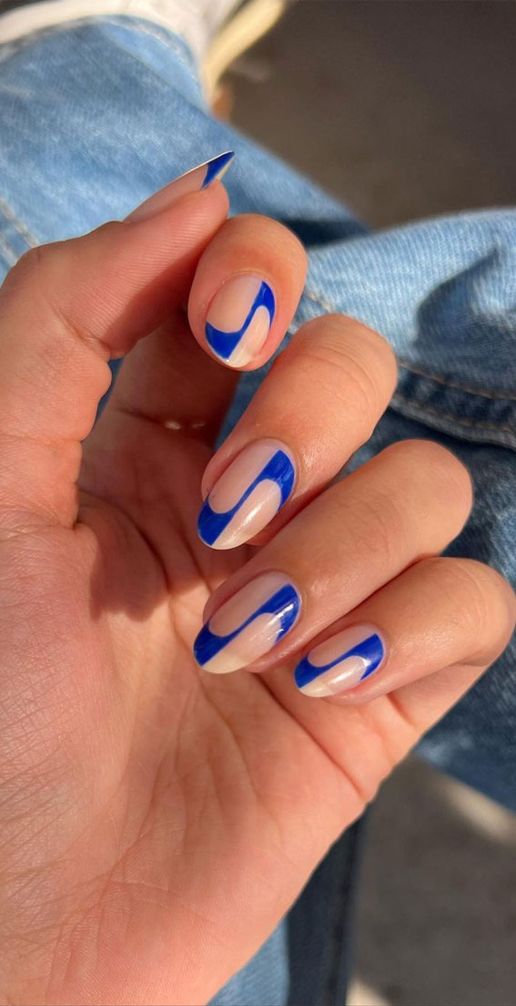40 Awesome Nail Ideas You Should Try : Dark Blue Abstract Nude Base Nail Art