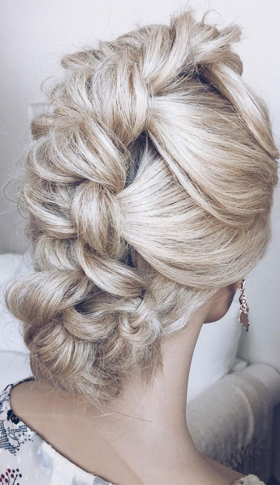 50 Stunning Updos For Any Occasion in 2022 : Knot Bun