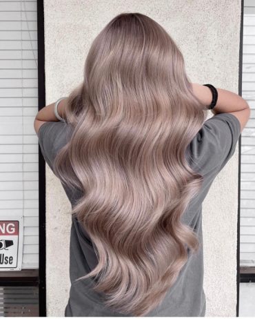 32 Milk Tea Hair Colour Ideas & Styles : Ash Undertones