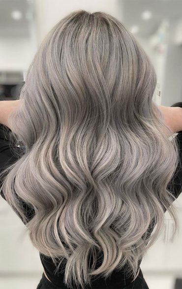 32 Ash Blonde Hair Colors & Styles : Wavy & Voluminous