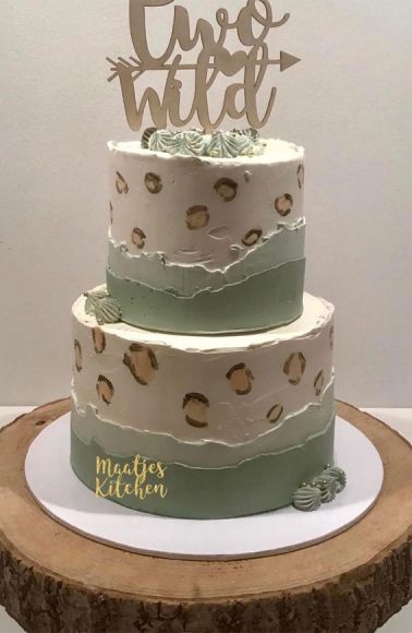 31 Two Wild Birthday Cake Ideas Leopard And Sage Two Wild Cake