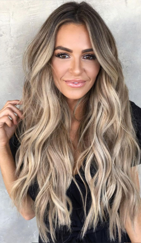 50 Hair Colours Ideas That Are Trending Now : Dirty Blonde Beach Vibe