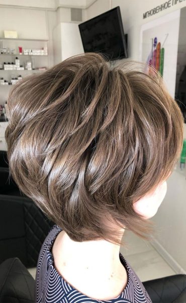 50 Different Haircuts for Women : Soft Layered Bixie Haircut