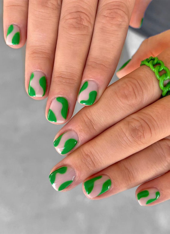 50 Pretty Summer Nails in 2022 For Every Taste : Green Abstract Short Nails