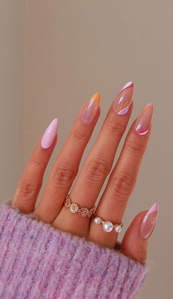50 Pretty Summer Nails in 2022 For Every Taste : Pink and Peach Swirl Nails