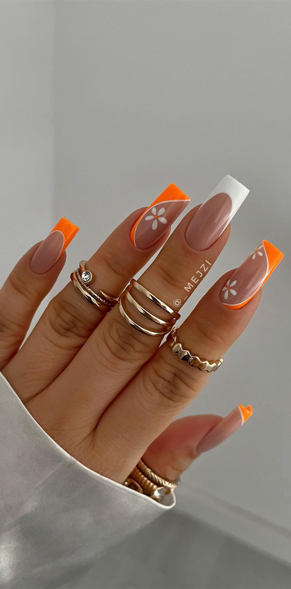 50 Pretty Summer Nails in 2022 For Every Taste : Abstract Orange and White Nails