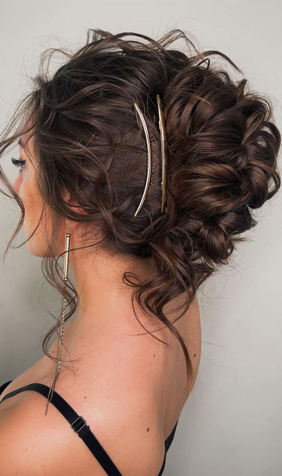 50 Amazing Ways To Style An Updo in 2022 : Fluffy, Voluminous Messy Updo