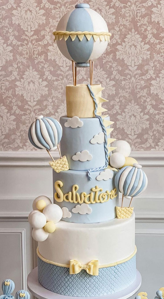 70 Cake Ideas for Birthday & Any Celebration : Hot Air Balloon Blue Cake