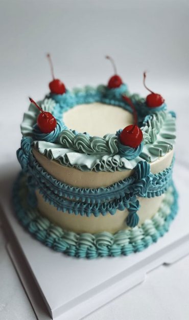 50 Vintage Inspired Lambeth Cakes That're So Trendy : Blue and Mint ...