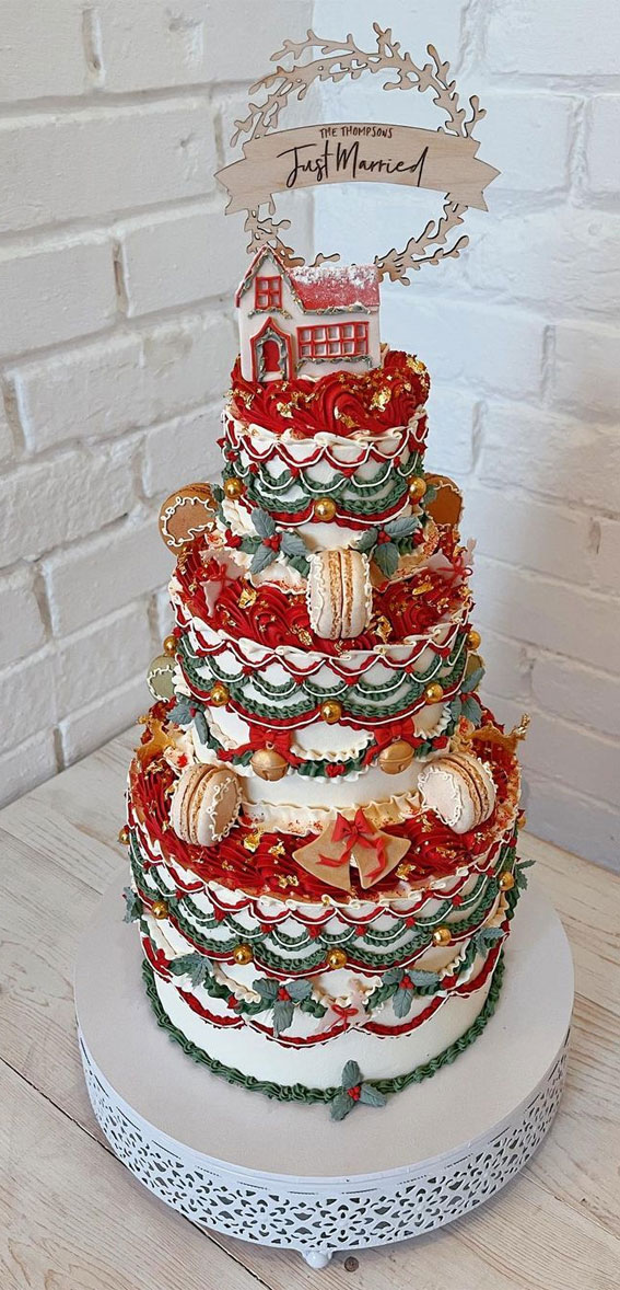 Christmas wedding cake; this is my favorite one yet! 😍 : r/cakedecorating