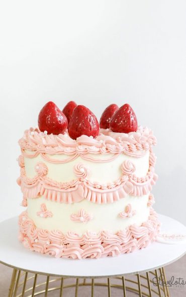 50 Vintage Inspired Lambeth Cakes Thatre So Trendy Light Pink Cake 