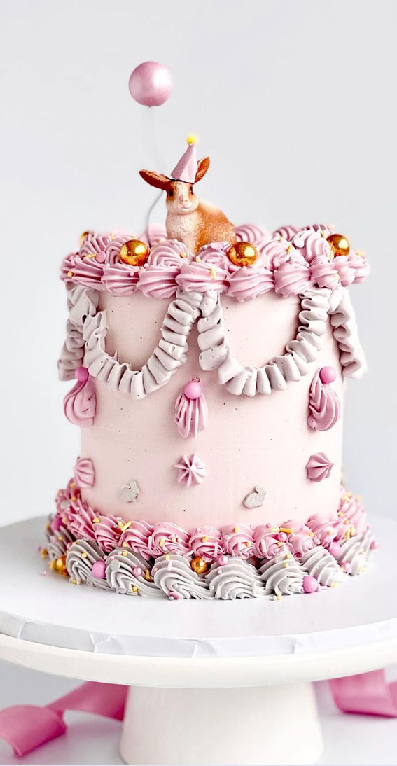 50 Vintage Inspired Lambeth Cakes Thatre So Trendy Grey And Pink Buttercream Cake 1335