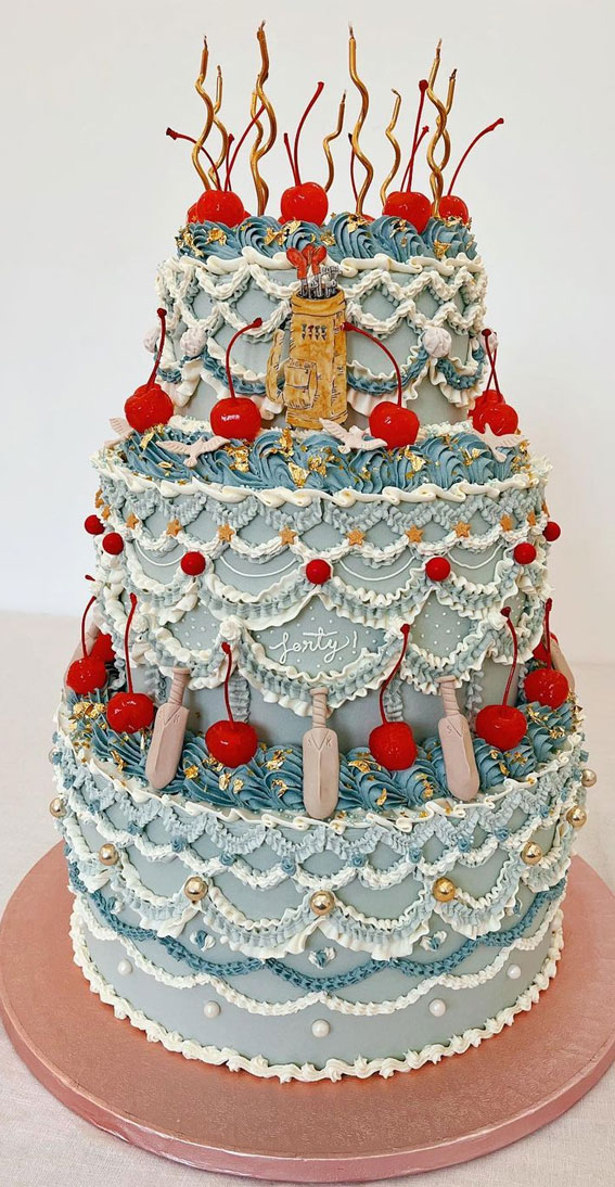 50 Vintage Inspired Lambeth Cakes That’re So Trendy : Blue Winter Vintage Style Cake