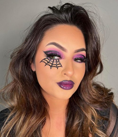 40 Spooky Halloween Makeup Ideas Simple And Glam Spider Web Makeup 