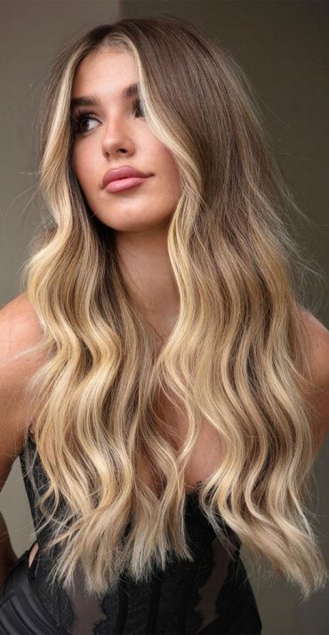 50 Fabulous Fall Hair Color Ideas For Autumn 2022 Brown Cinnamon With Blonde Money Piece 