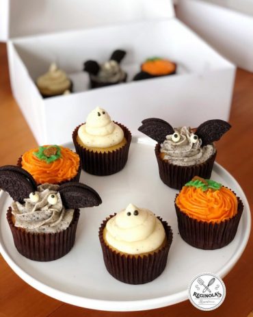 40+ Halloween Cupcake Ideas : Oreo Buttercream Halloween Cupcakes