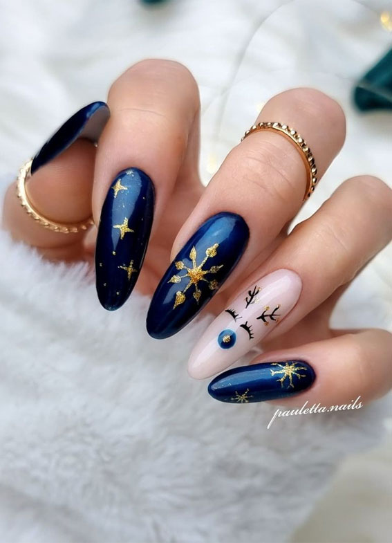 50+ Fab Christmas Nail Designs & Ideas : Dark Blue Christmas Vibes