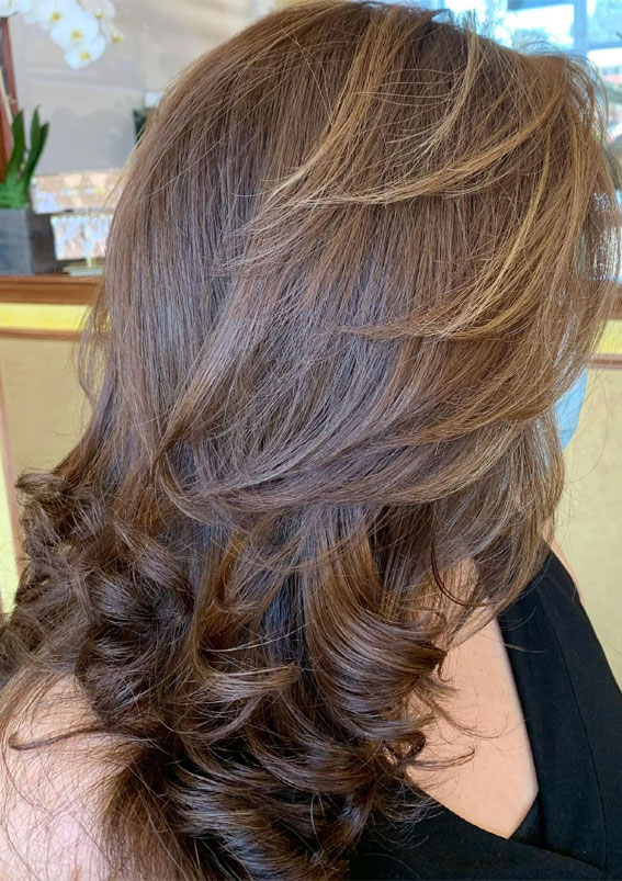 Medium Layers on Short Hair with Curtain Bangs ✨💇🏽‍♀️ . . . . #haircut  #longlayers #mediumlayers #curtainbangs✂️ #newh... | Instagram
