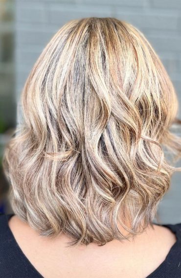 50 Haircut And Hairstyles For Women Over 50 Lob Length Blonde Highlights