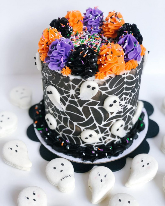 100+ Cute Halloween Cake Ideas : Spider Web Cake