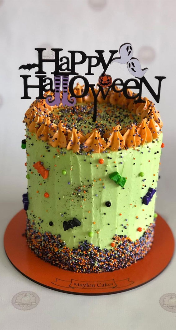 100+ Cute Halloween Cake Ideas : Green Buttercream Cake with Sprinkles