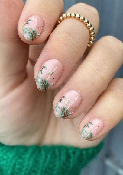 50 Stylish Festive Nail Designs Festive Foilage Celestial Christmas