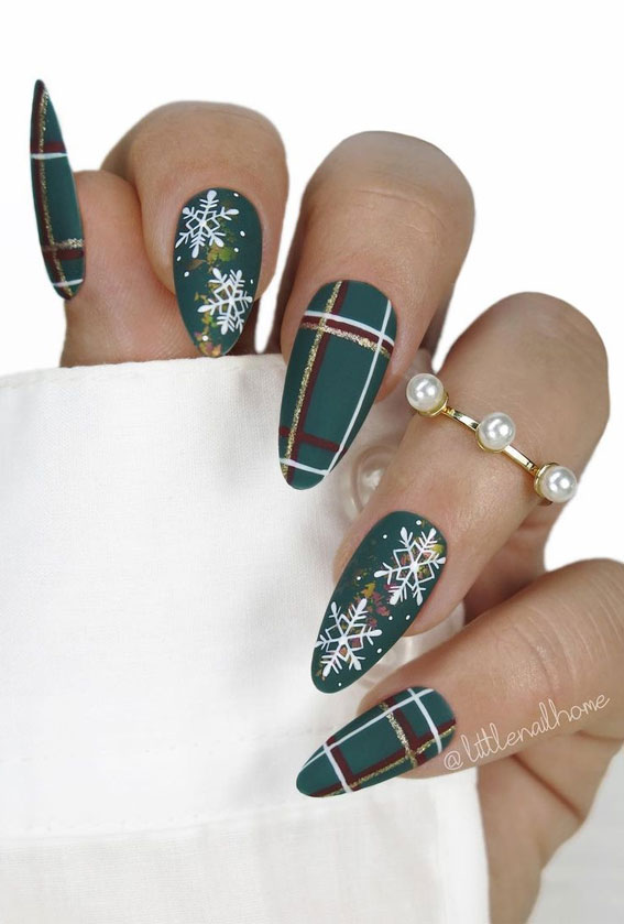 50+ Stylish Festive Nail Designs : Green Plaid + Snowflake Green Nails